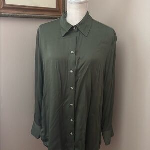 Chico’s Sandwash Satin Olive Green Button-Up Blouse Sz 3